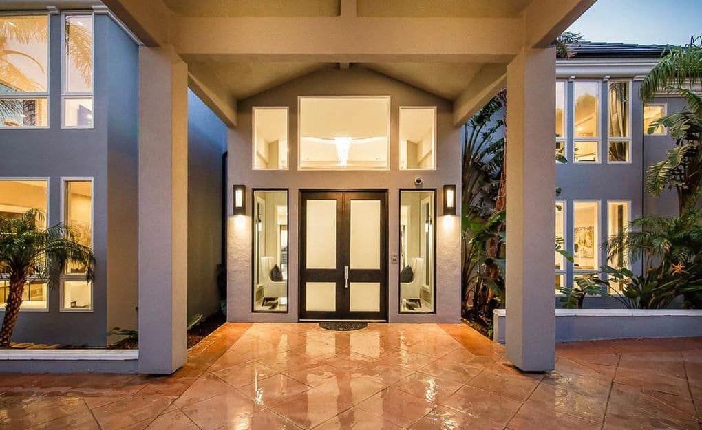27551 Pacific Coast Highway Malibu GA 90265
