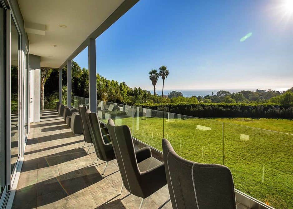 27551 Pacific Coast Highway Malibu GA 90265