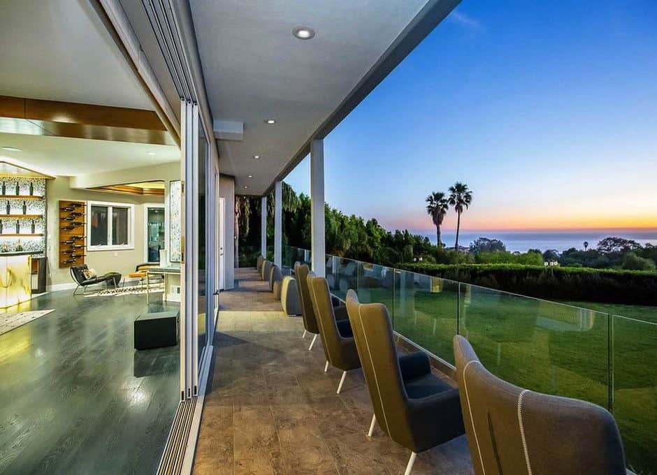 27551 Pacific Coast Highway Malibu GA 90265