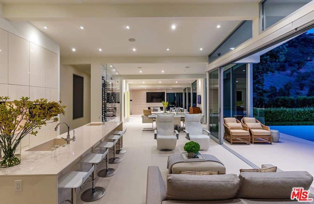 10555 Vestone Way Los Angeles CA