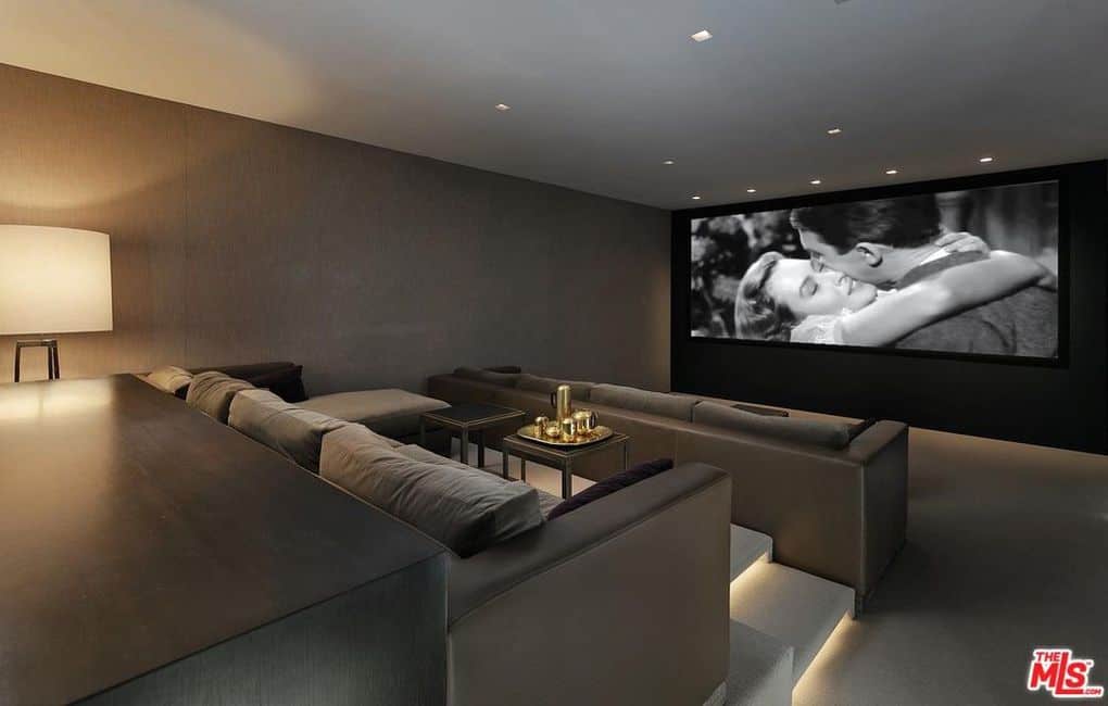 833 Stradella Road Los Angeles CA 90077