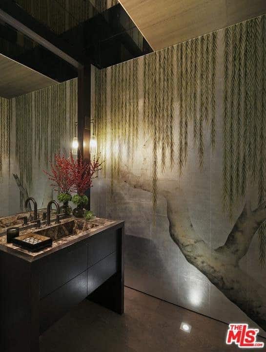 833 Stradella Road Los Angeles CA 90077