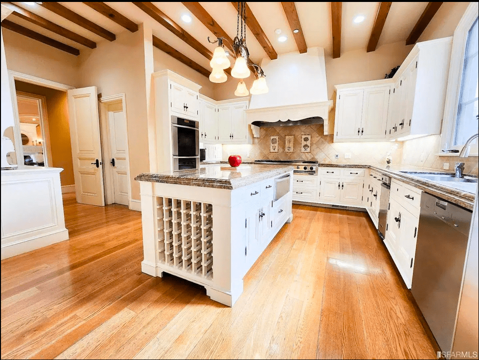 12661 Robleda Road Los Altos Hills CA 94022
