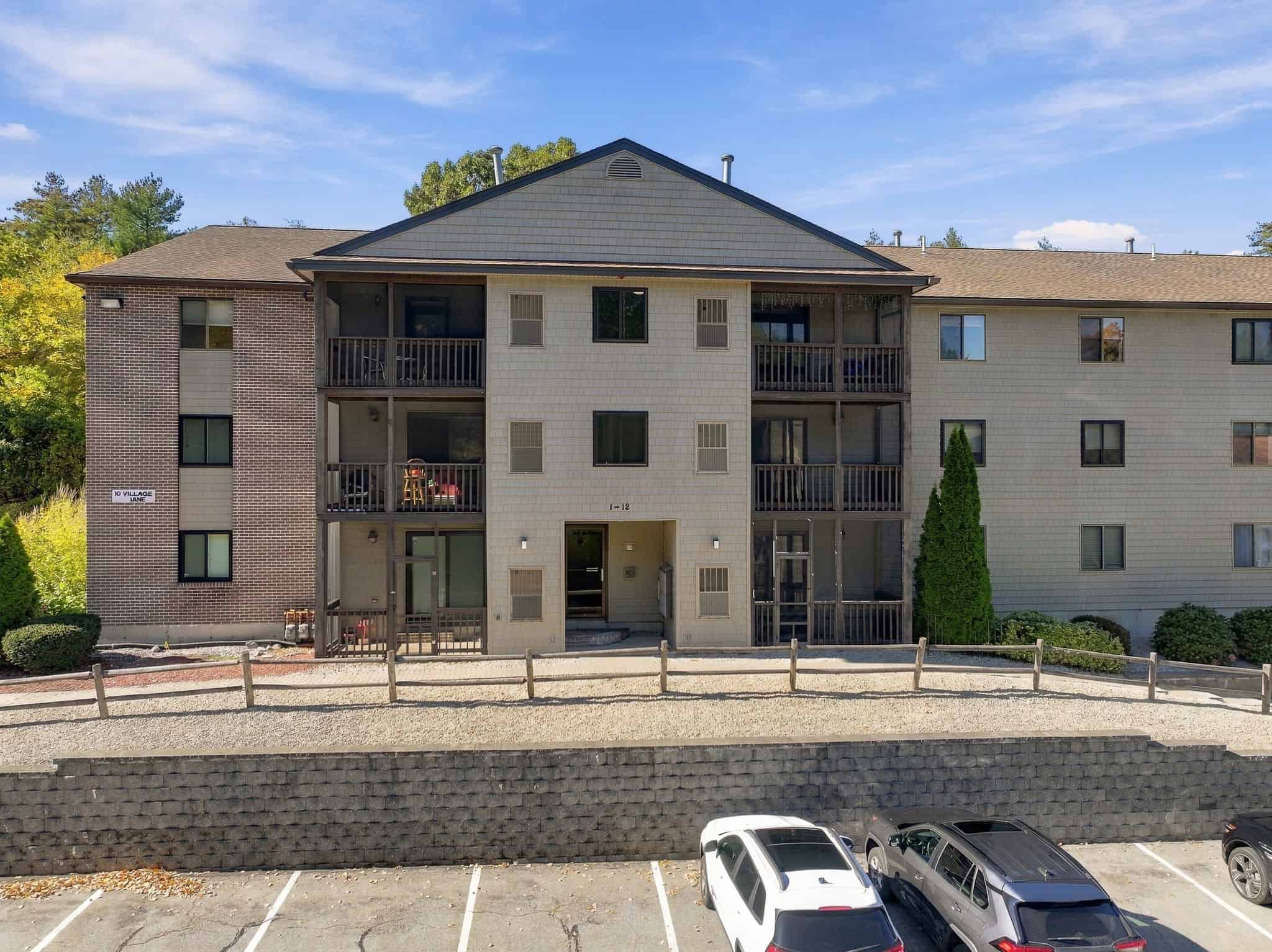 Tyngsborough MA, 10 Village Lane, Unit 10