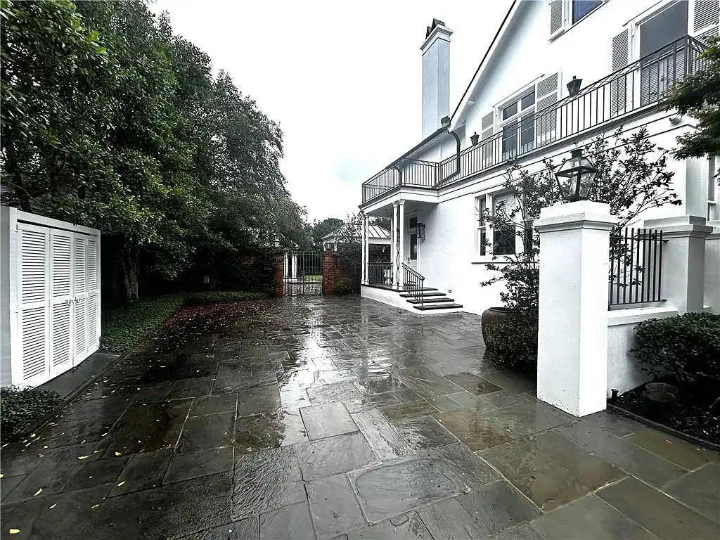 11 Lasalle Place New Orleans LA 70118