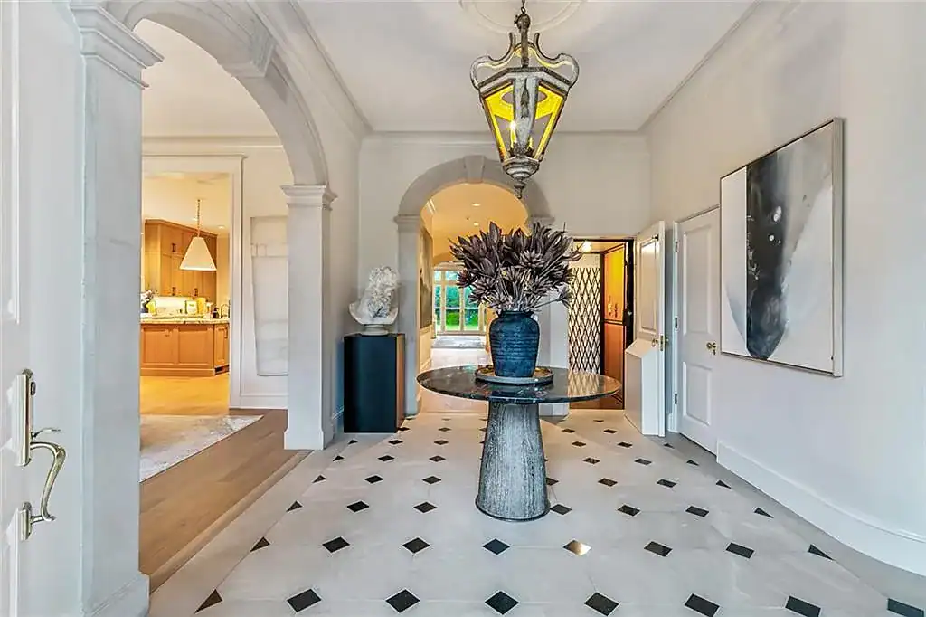 11 Lasalle Place New Orleans LA 70118