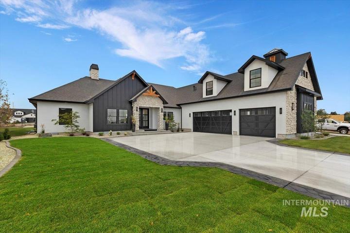 1562 Clear Creek Loop Twin Falls ID 83301
