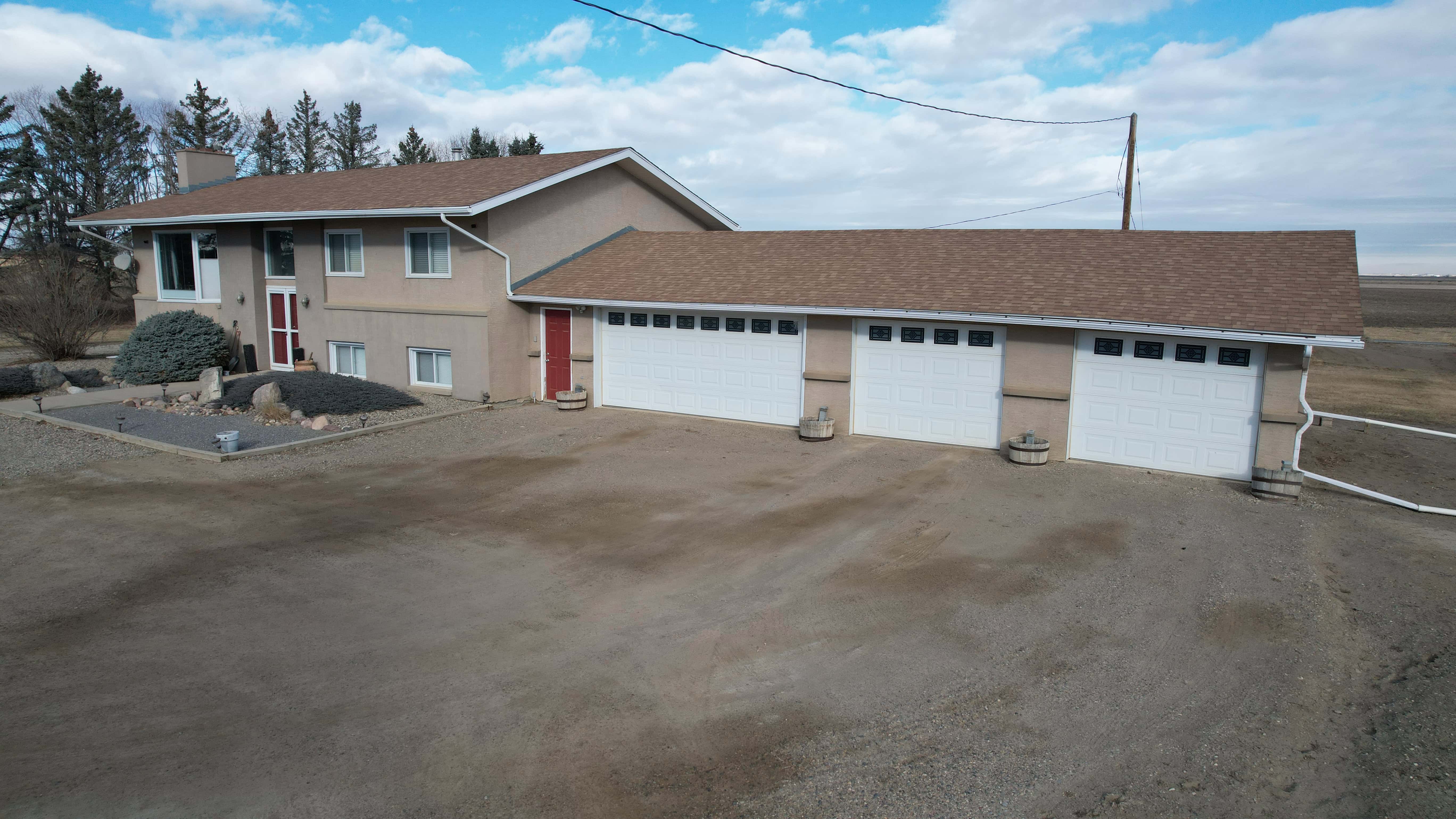 212072 Twp Road 9-4 Lethbridge County AB