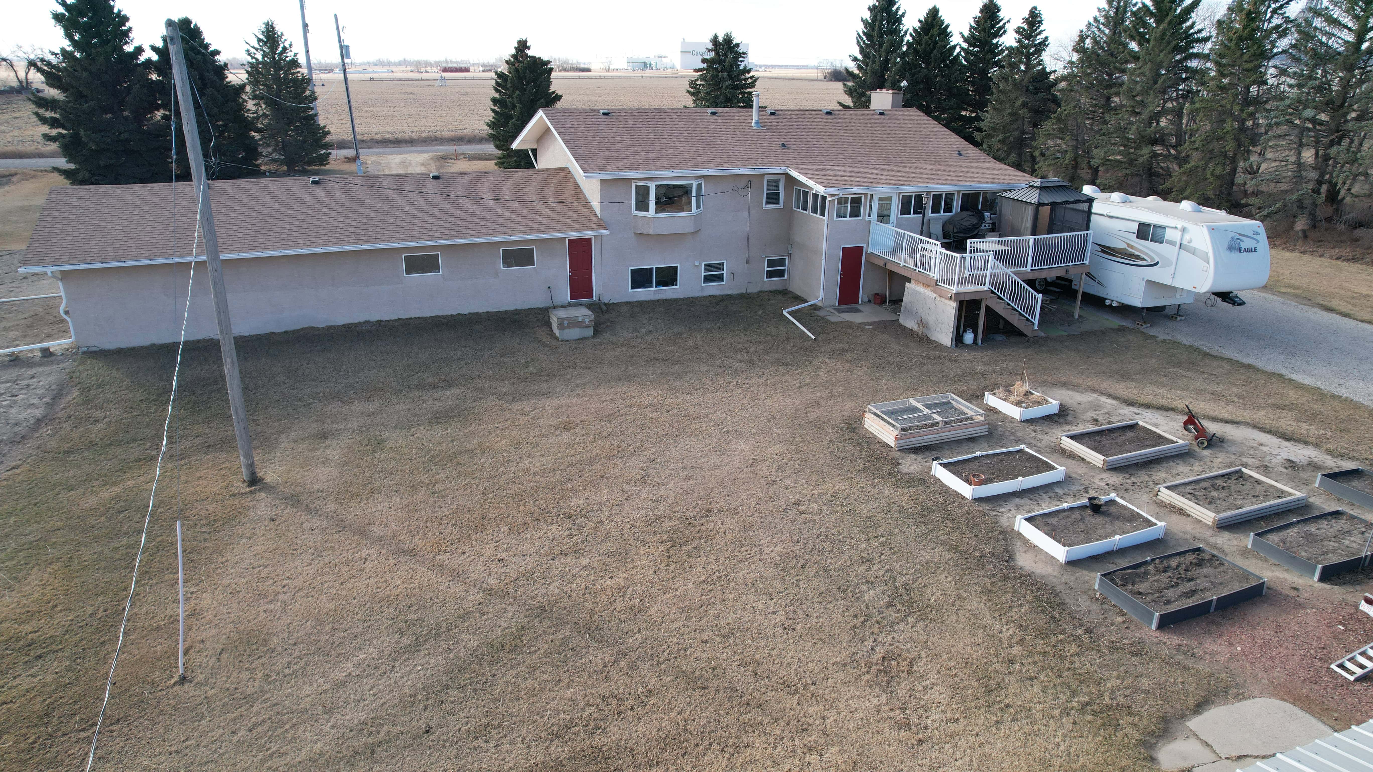 212072 Twp Road 9-4 Lethbridge County AB