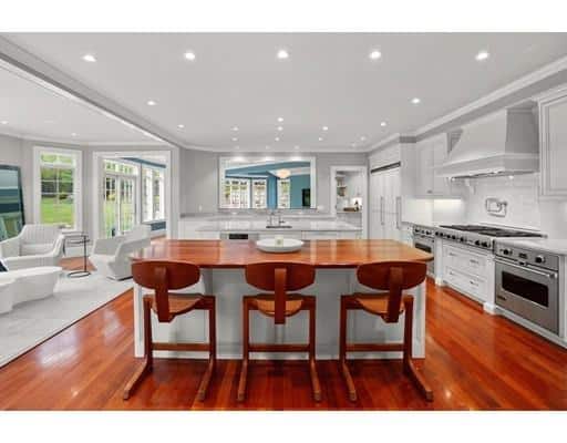 60 Howland Rd, Newton MA 02465