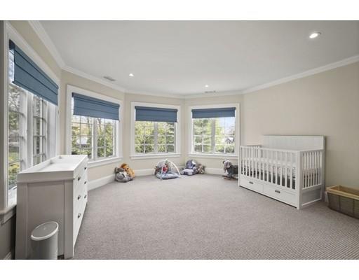 60 Howland Rd, Newton MA 02465