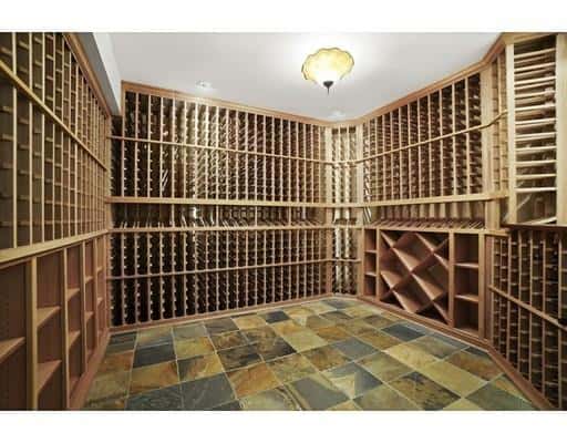 60 Howland Rd, Newton MA 02465