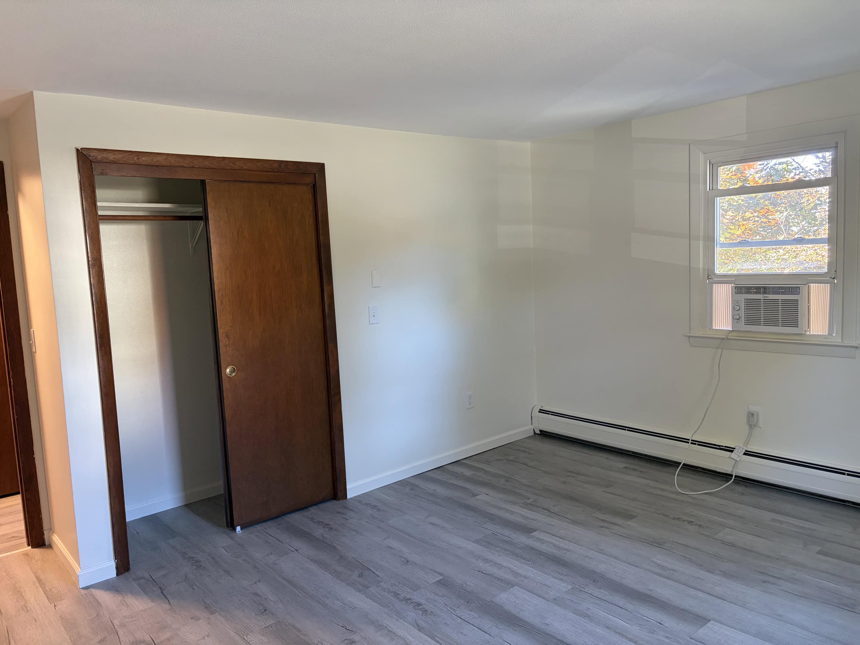 Easthampton MA 01027