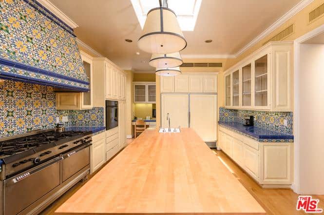 9901 Copley Drive Beverly Hills CA 90210