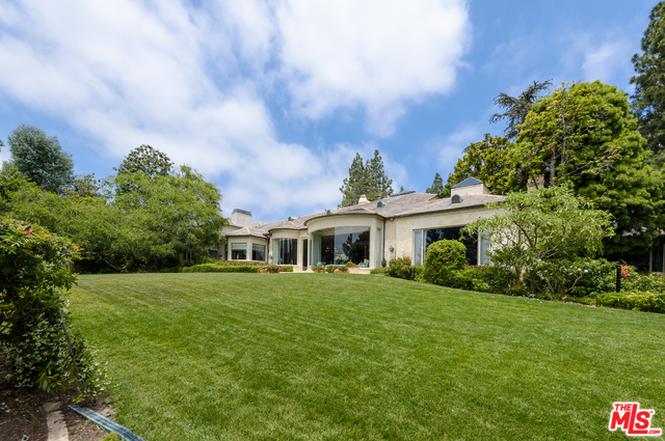 9901 Copley Drive Beverly Hills CA 90210