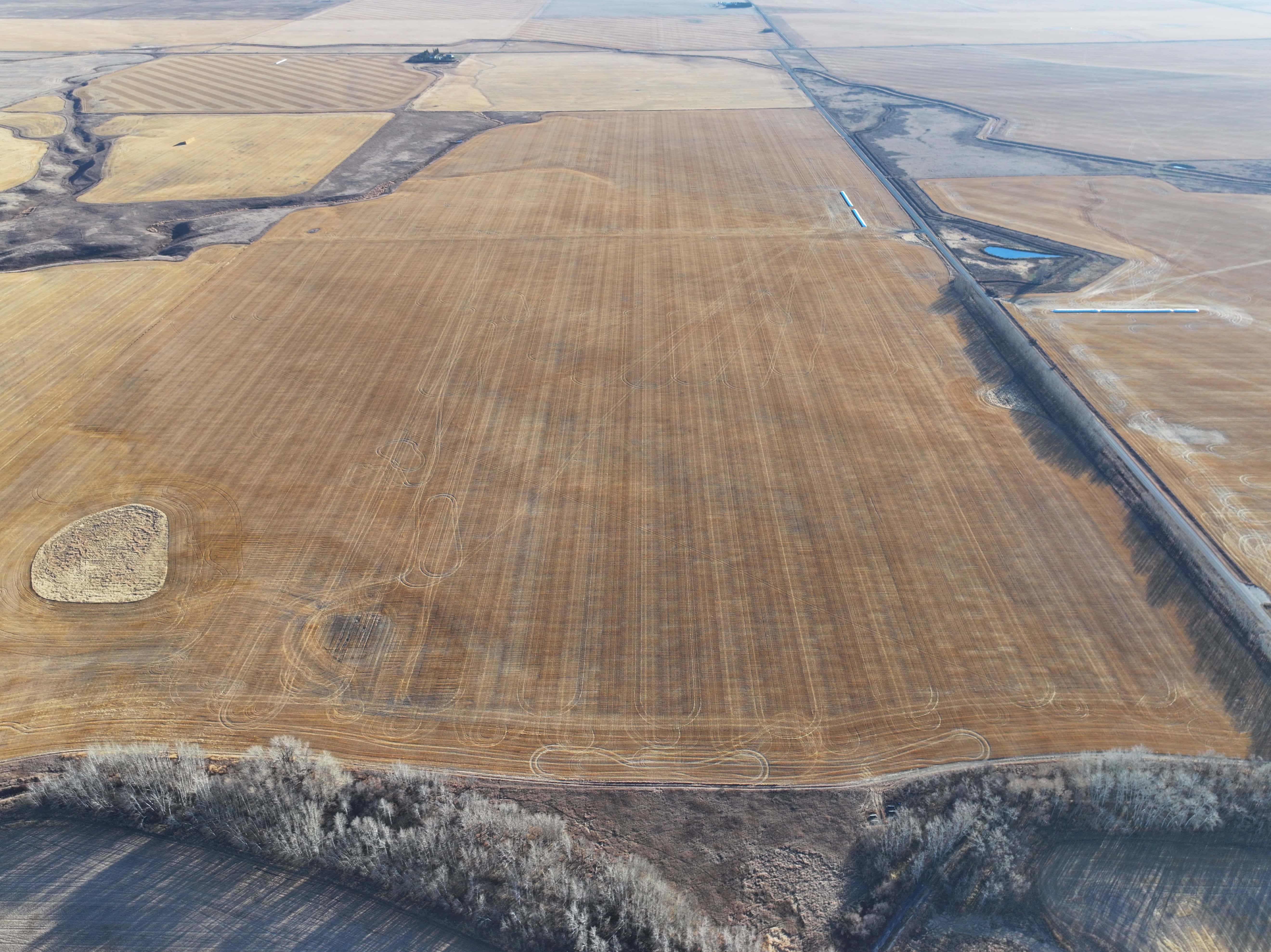 NE 36-22-22-w4, SW 7-23-21-w4, NW 6-23-21-w4 Gleichen AB