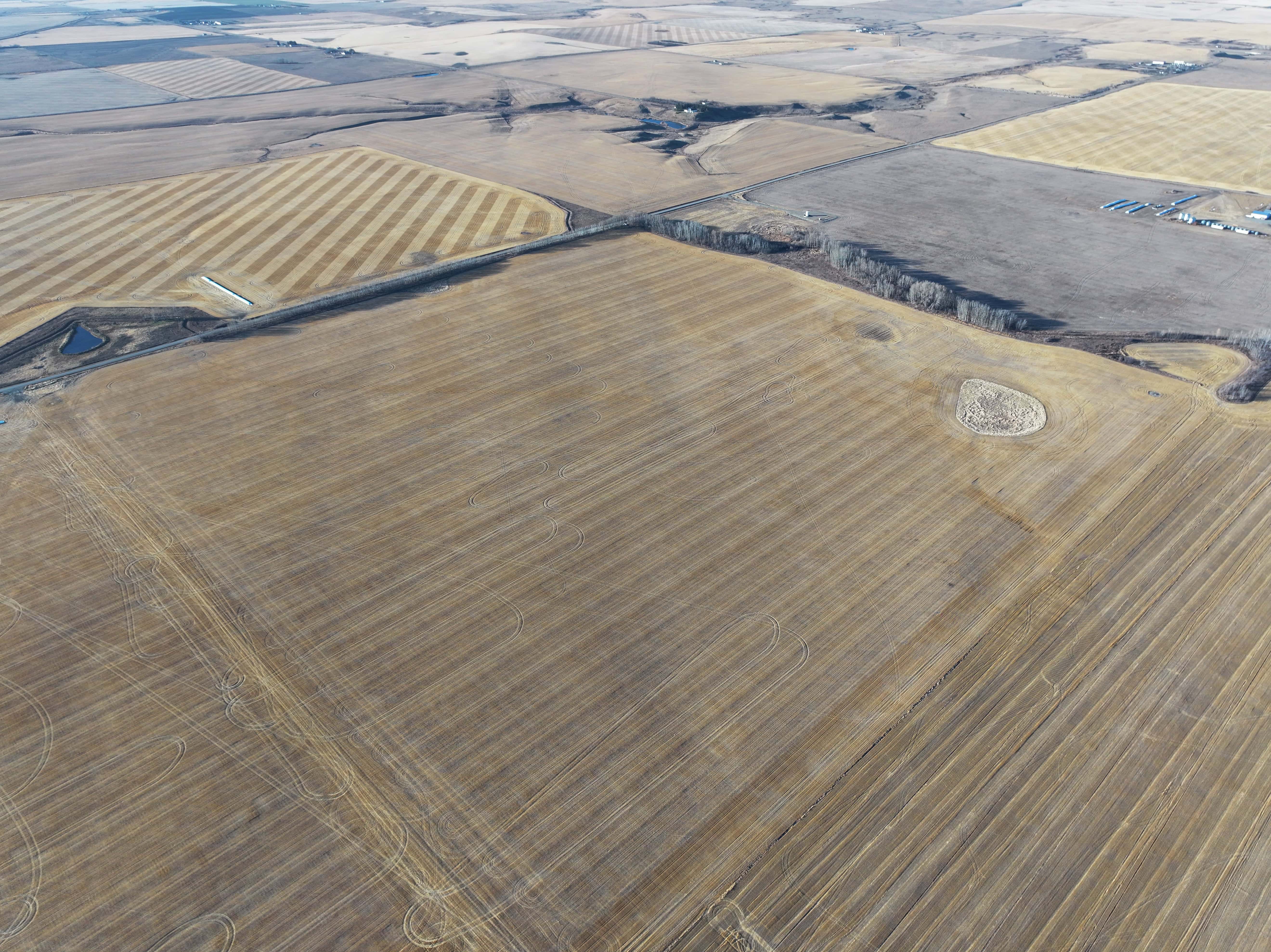 NE 36-22-22-w4, SW 7-23-21-w4, NW 6-23-21-w4 Gleichen AB
