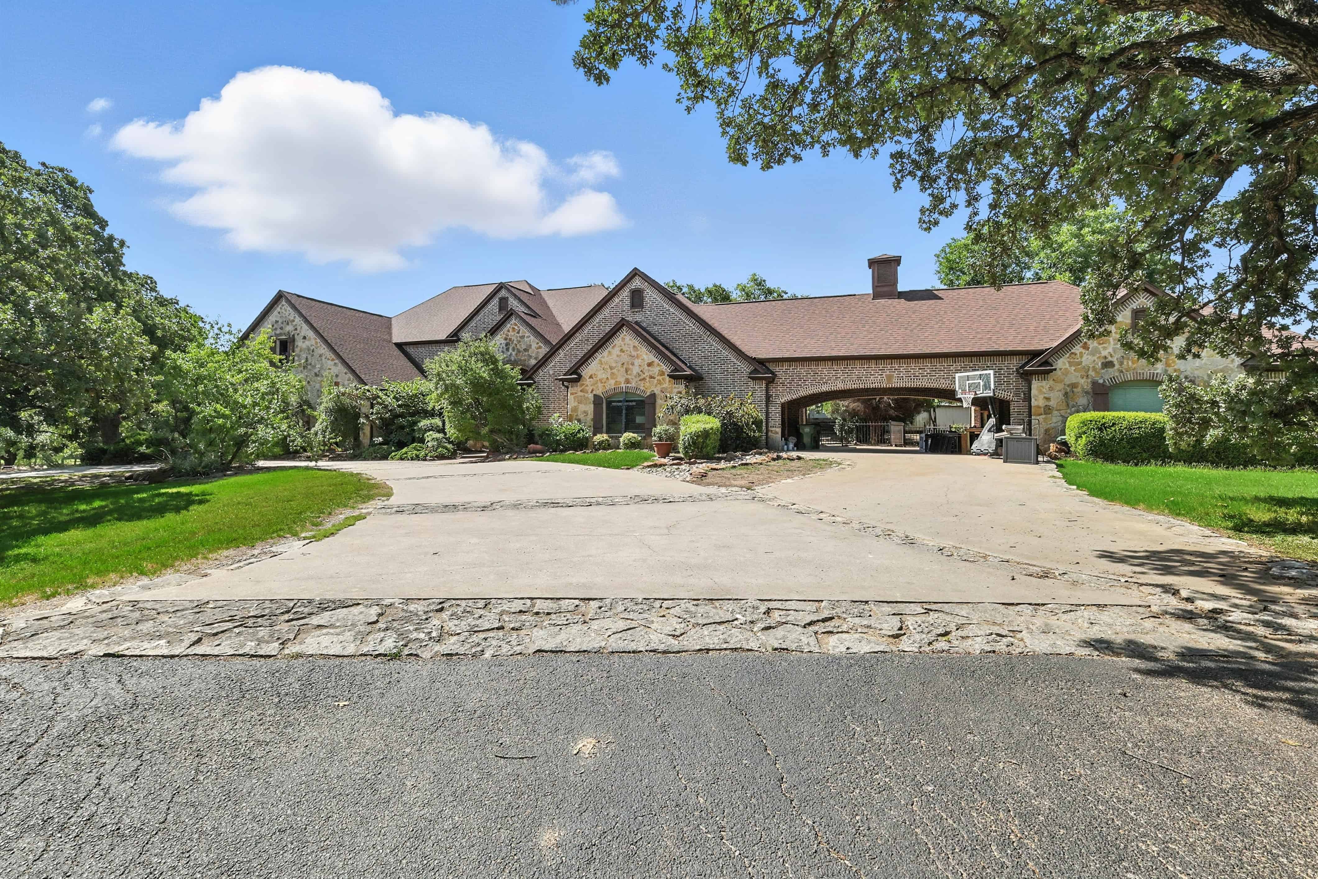 10721 Fincher Road Argyle TX 76226