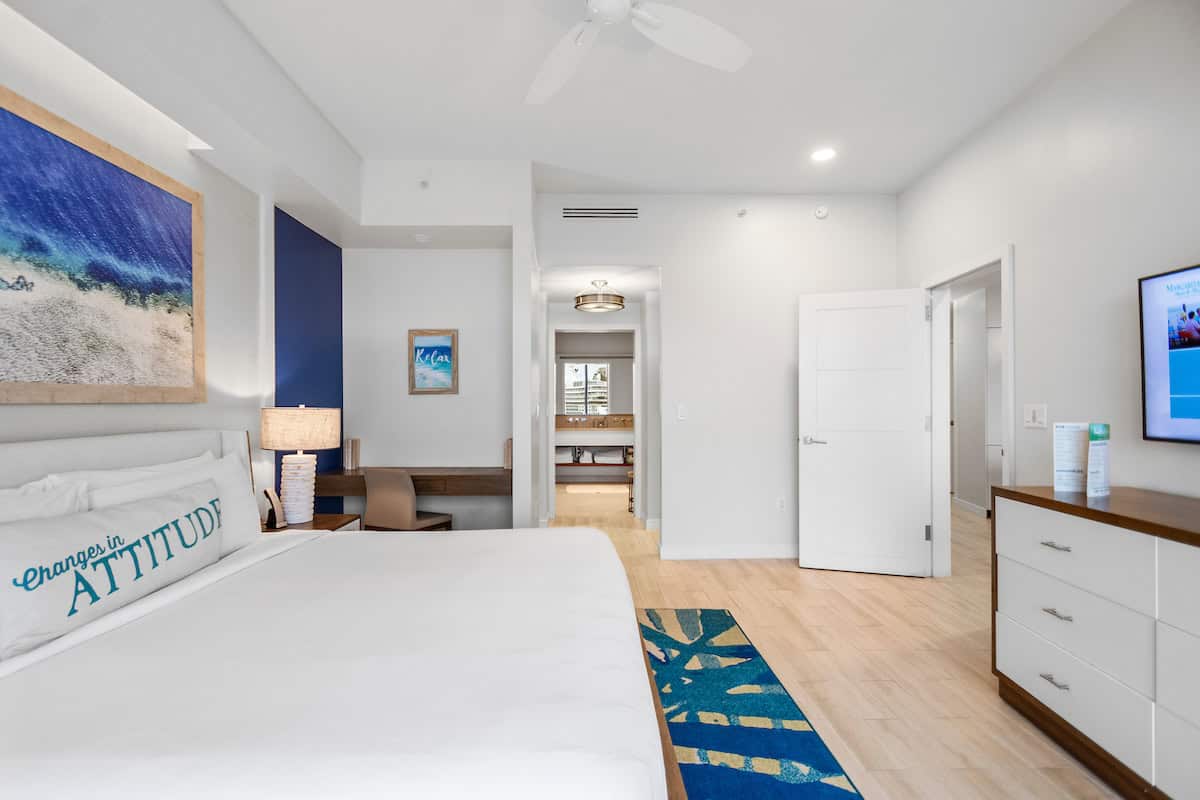 One Particular Harbour At The Pointe New Providence Paradise Island BS