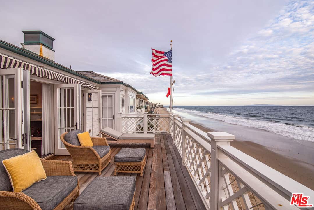 21528 Pacific Coast Highway Malibu CA 90265