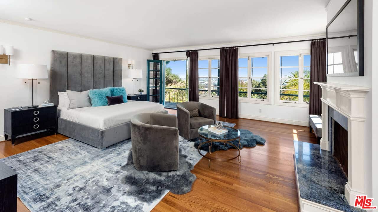 2003 La Brea Terrace Los Angeles CA 90046