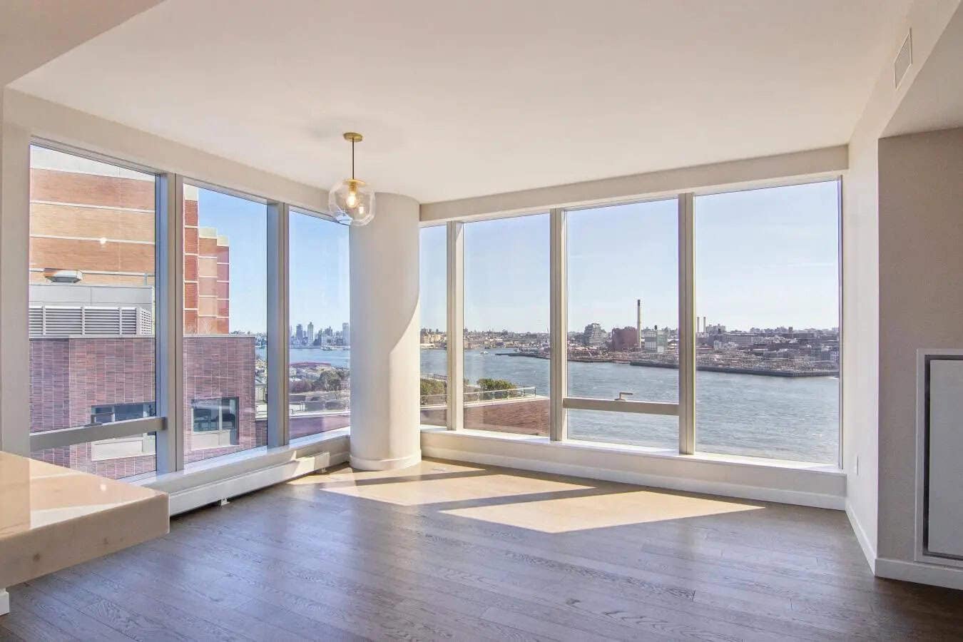 252 South Street New York NY 10002