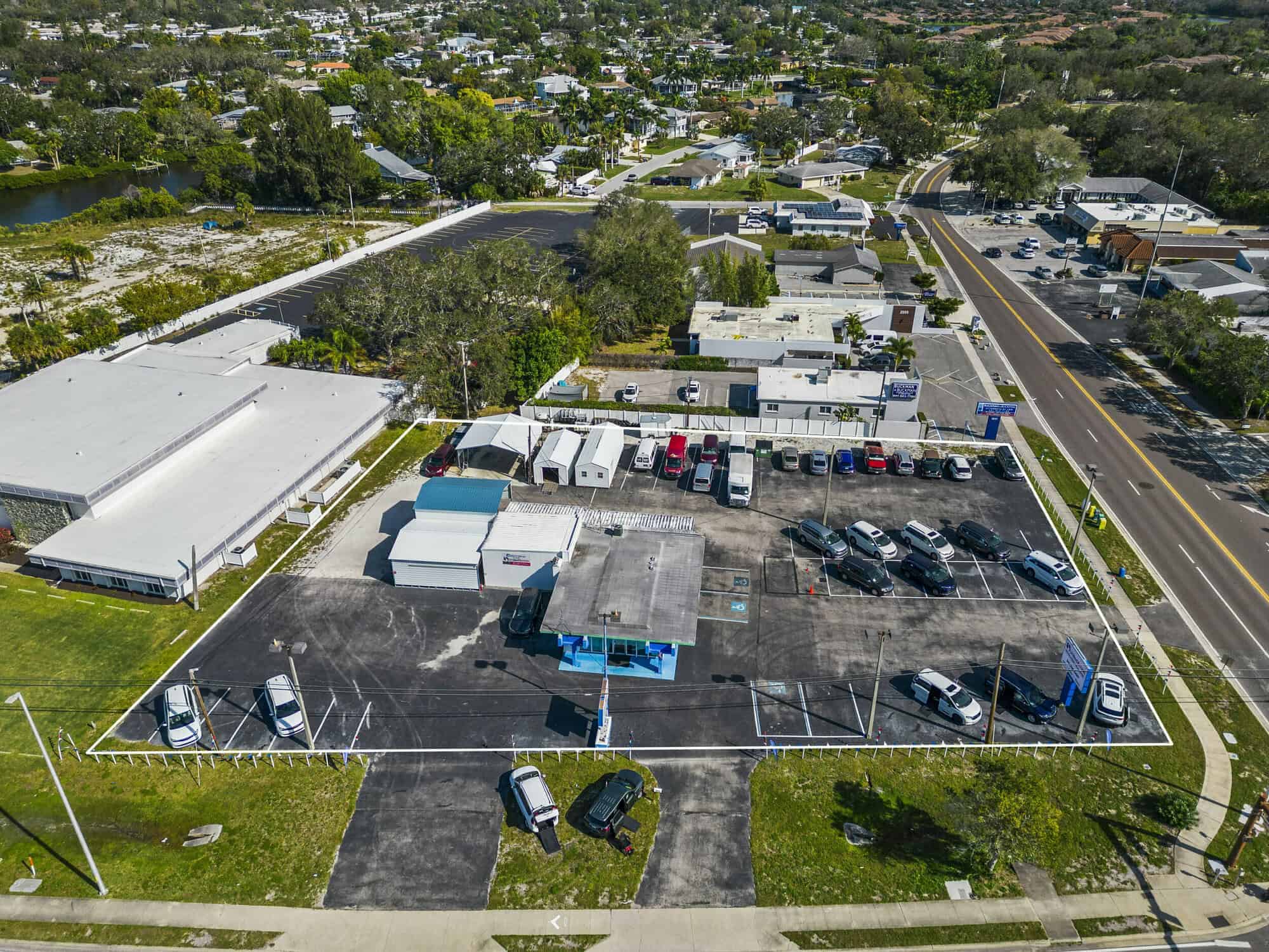 5611 South Tamiami Trail Sarasota FL 34231