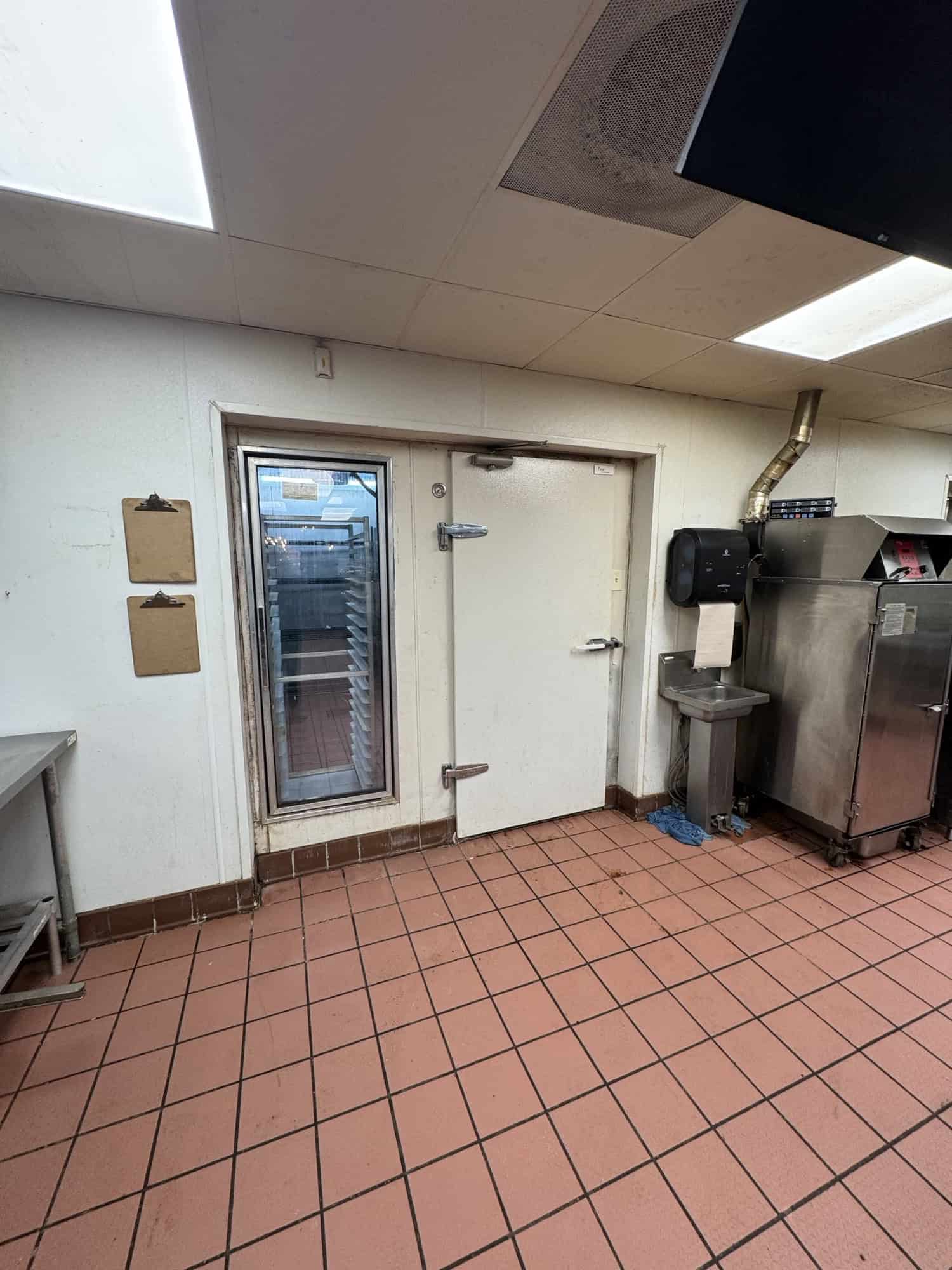 8977 W Central Avenue Wichita KS 67212