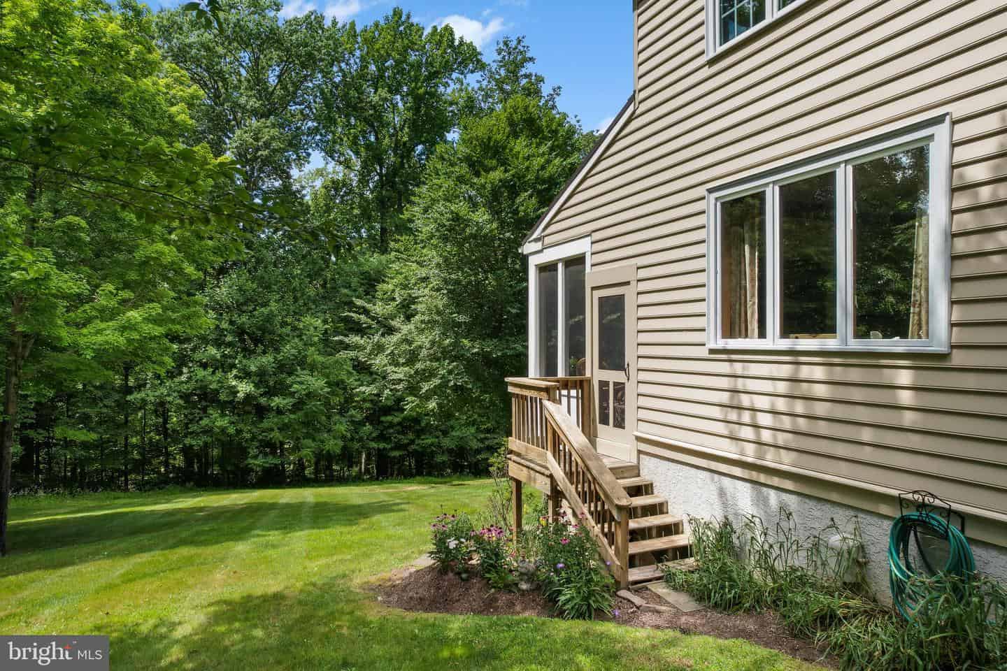 6 Douglass Lane Chester Springs PA 19425