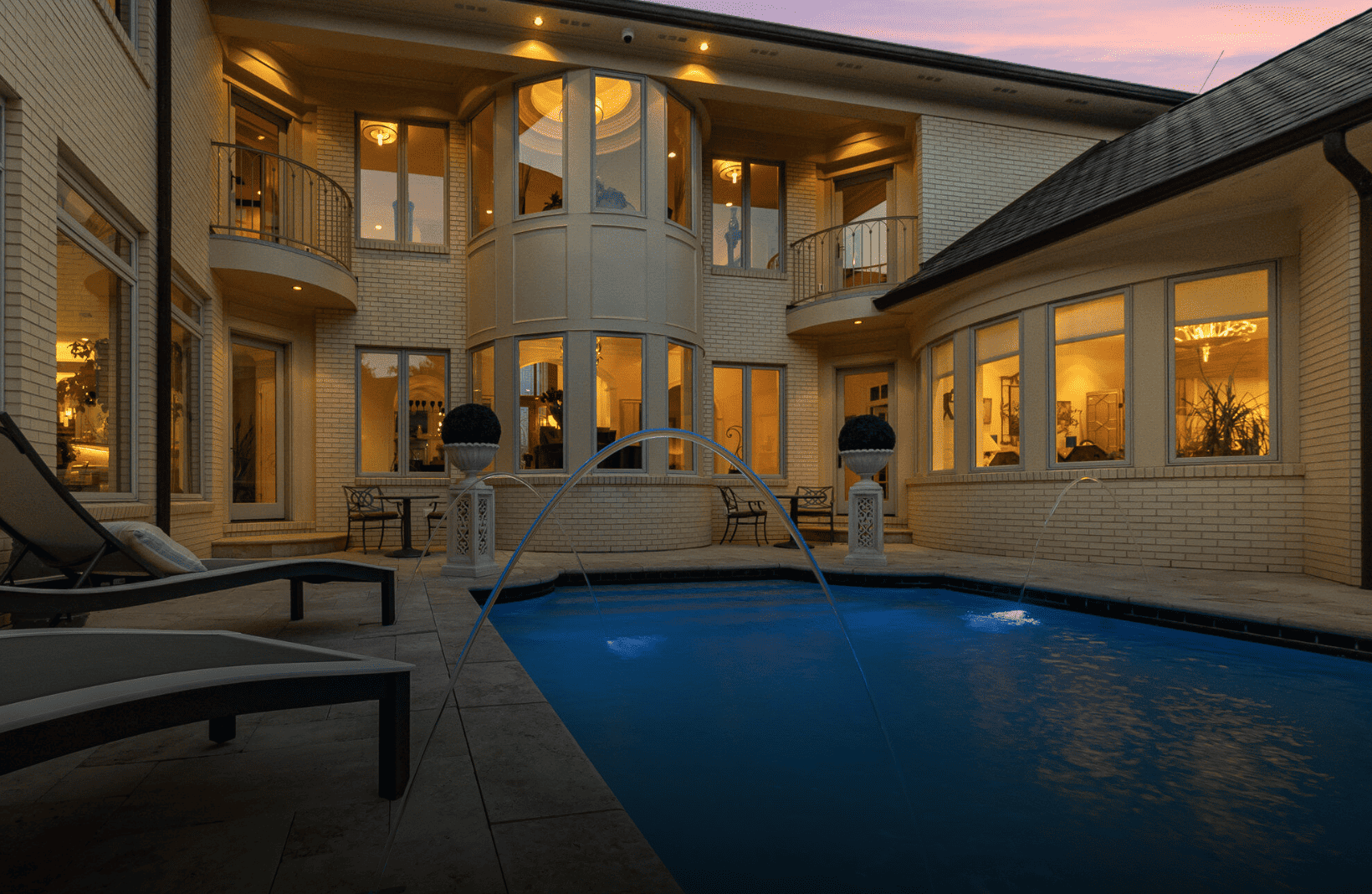 943 Squire Oaks Villa Hills KY 41017