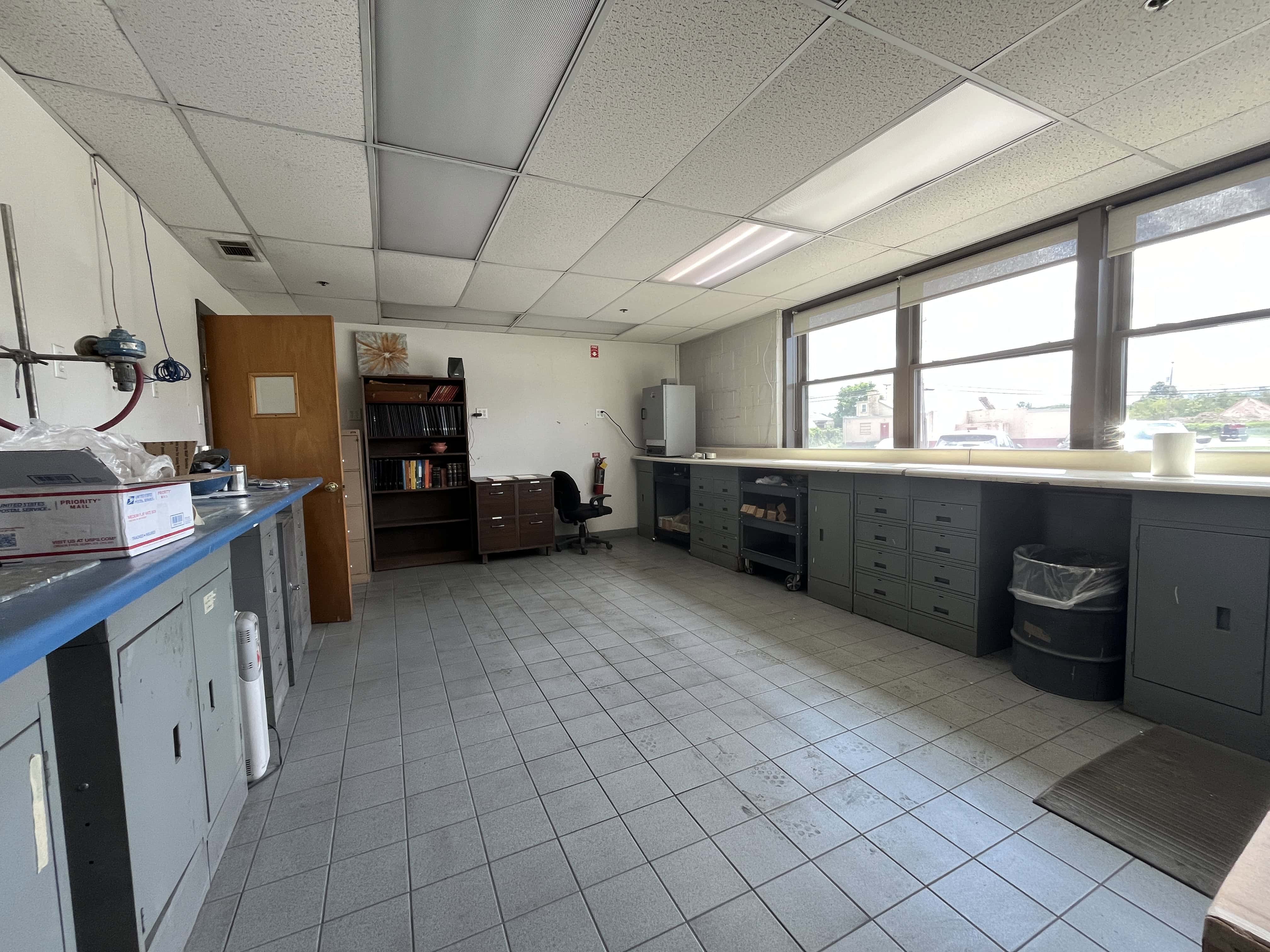 33 Haynes Circle Chicopee MA 01020