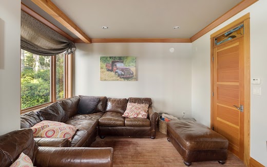 2946 Fishboat Bay Road Shirley BC