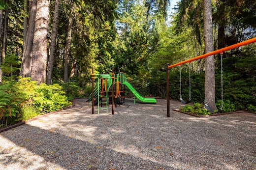 2946 Fishboat Bay Road Shirley BC