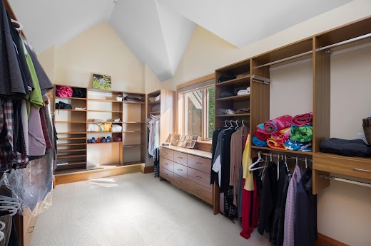 2946 Fishboat Bay Road Shirley BC