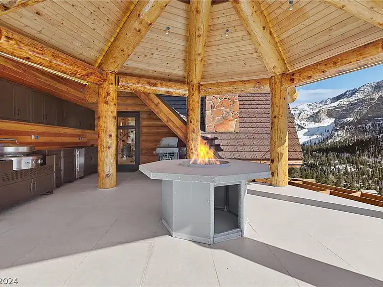 4927 Snow White Road Mount Charleston NV 89124