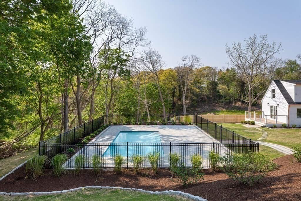232 Tonset Orleans MA 02653