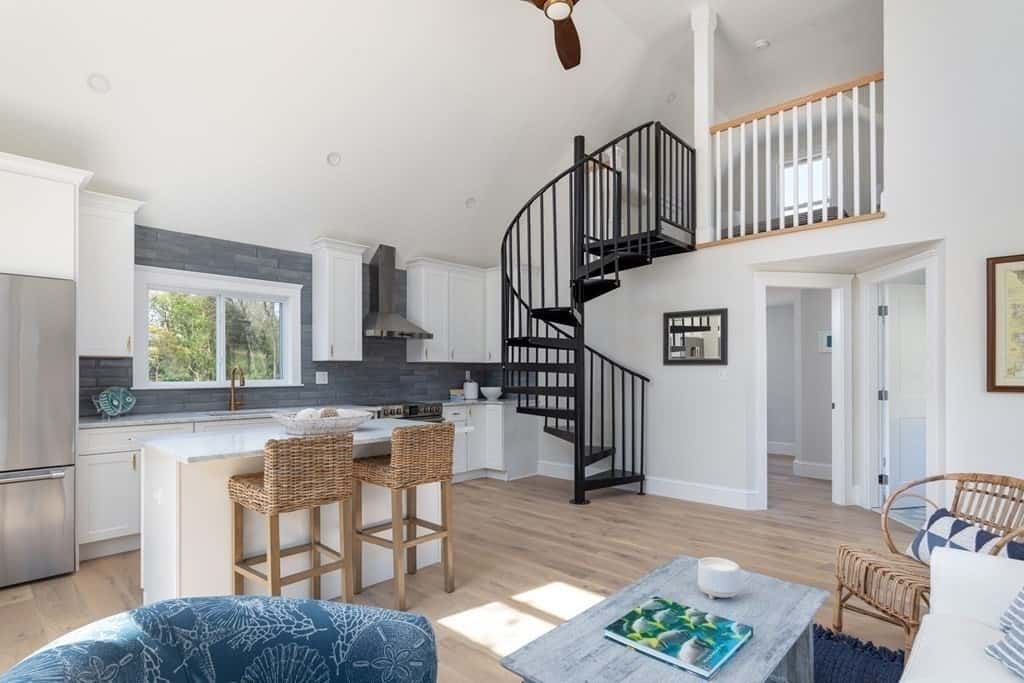 232 Tonset Orleans MA 02653