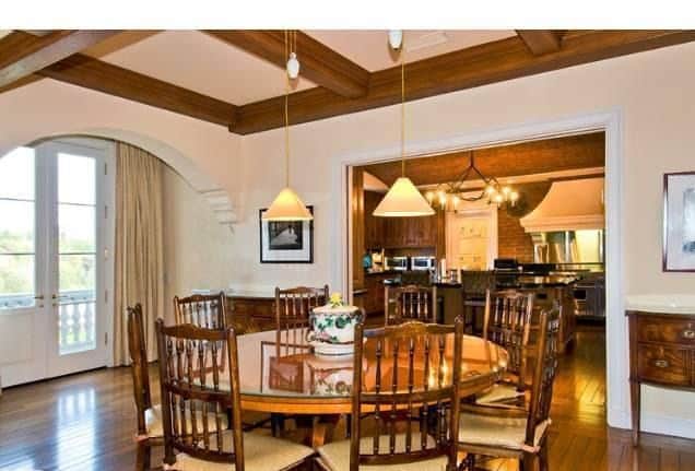 10911 Chalon Road Bel-Air CA 90077