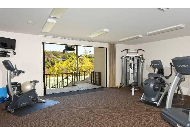 10911 Chalon Road Bel-Air CA 90077
