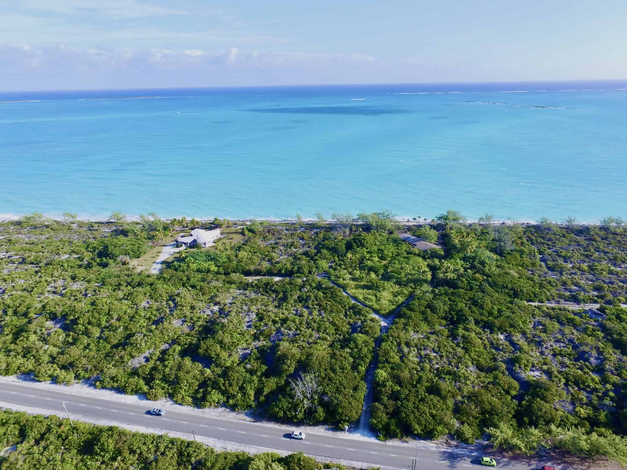 Queen's Highway Exuma BS