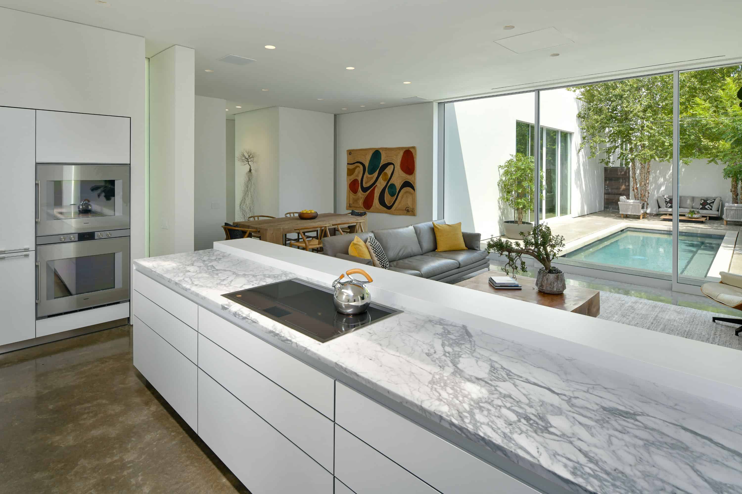 4347 Avondale Avenue Dallas TX 75219