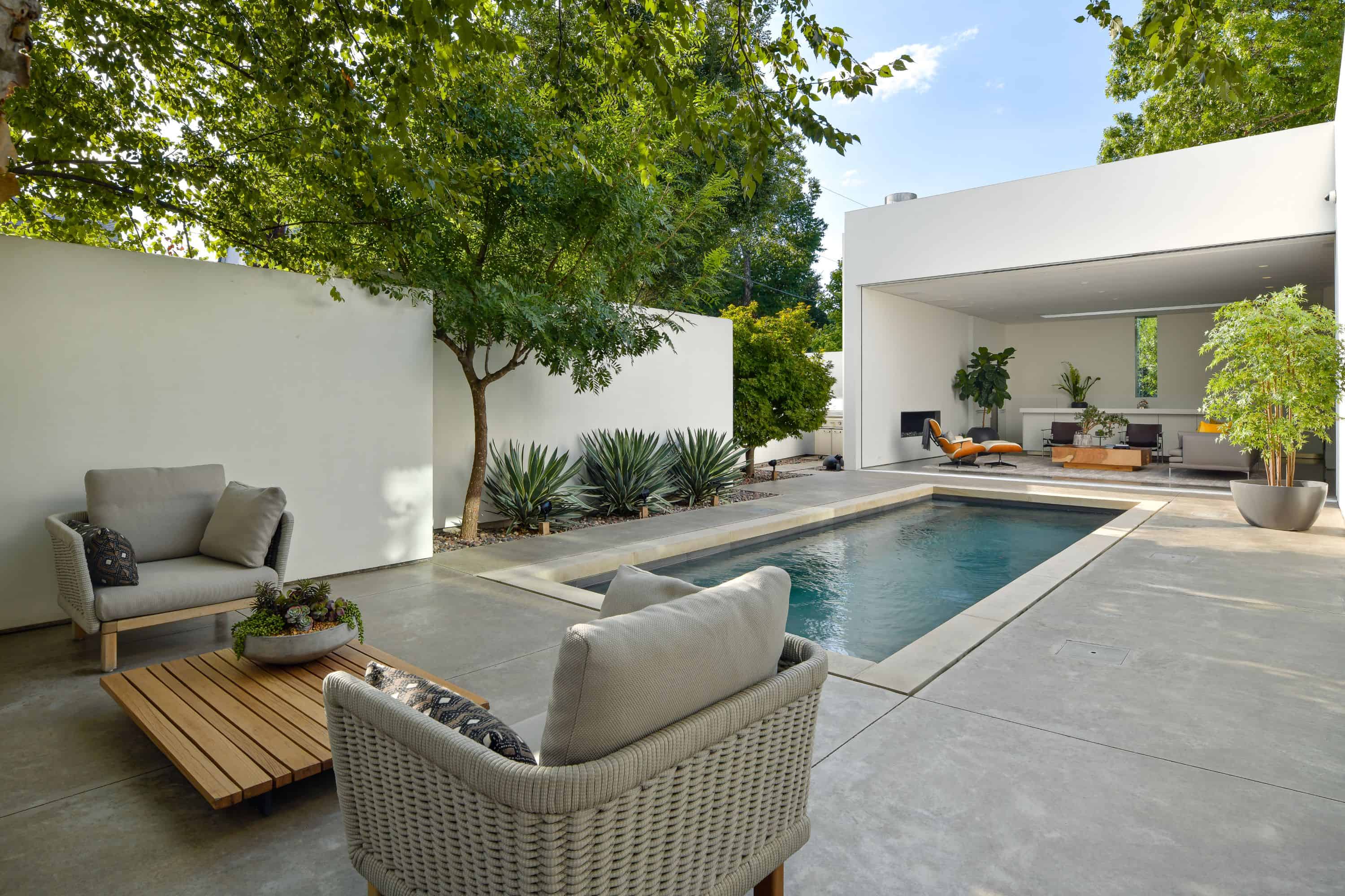 4347 Avondale Avenue Dallas TX 75219