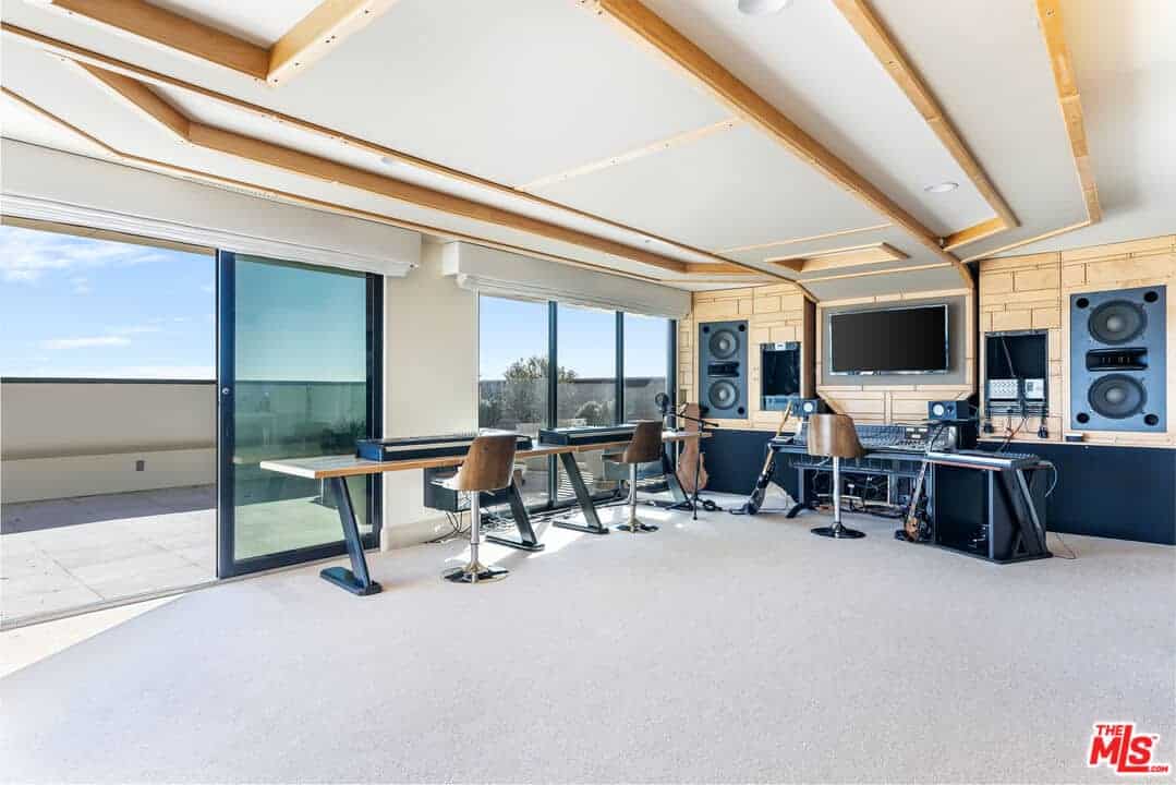 22616 Pacific Coast Highway Malibu CA 90265
