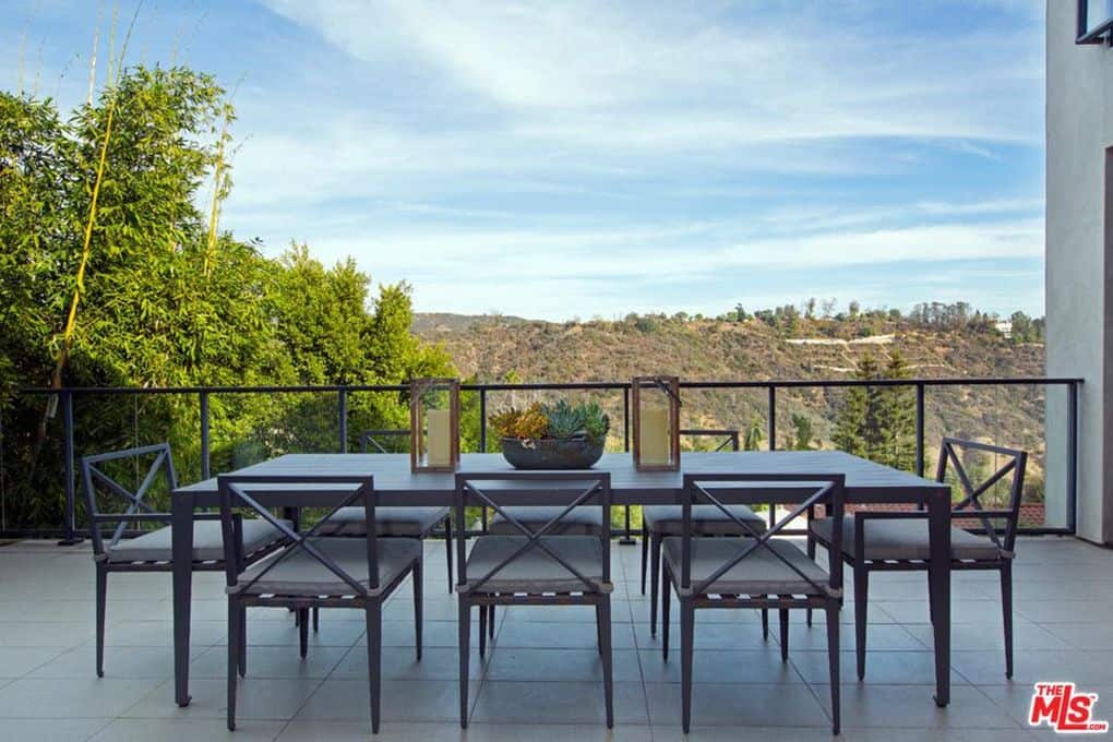 1552 Bel Air Road Los Angeles CA 90077
