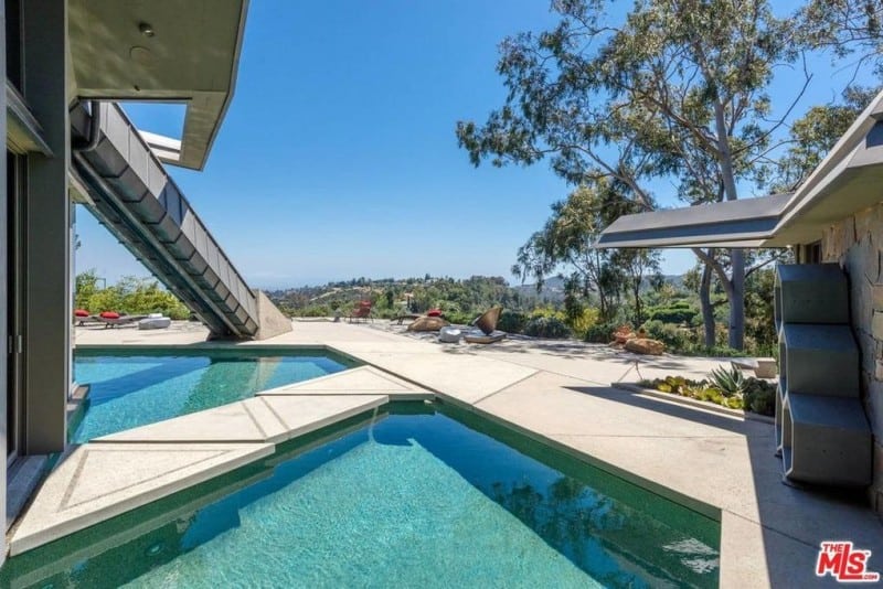 Bel Air CA 90077