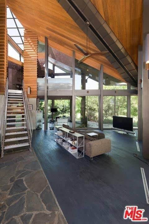 Bel Air CA 90077