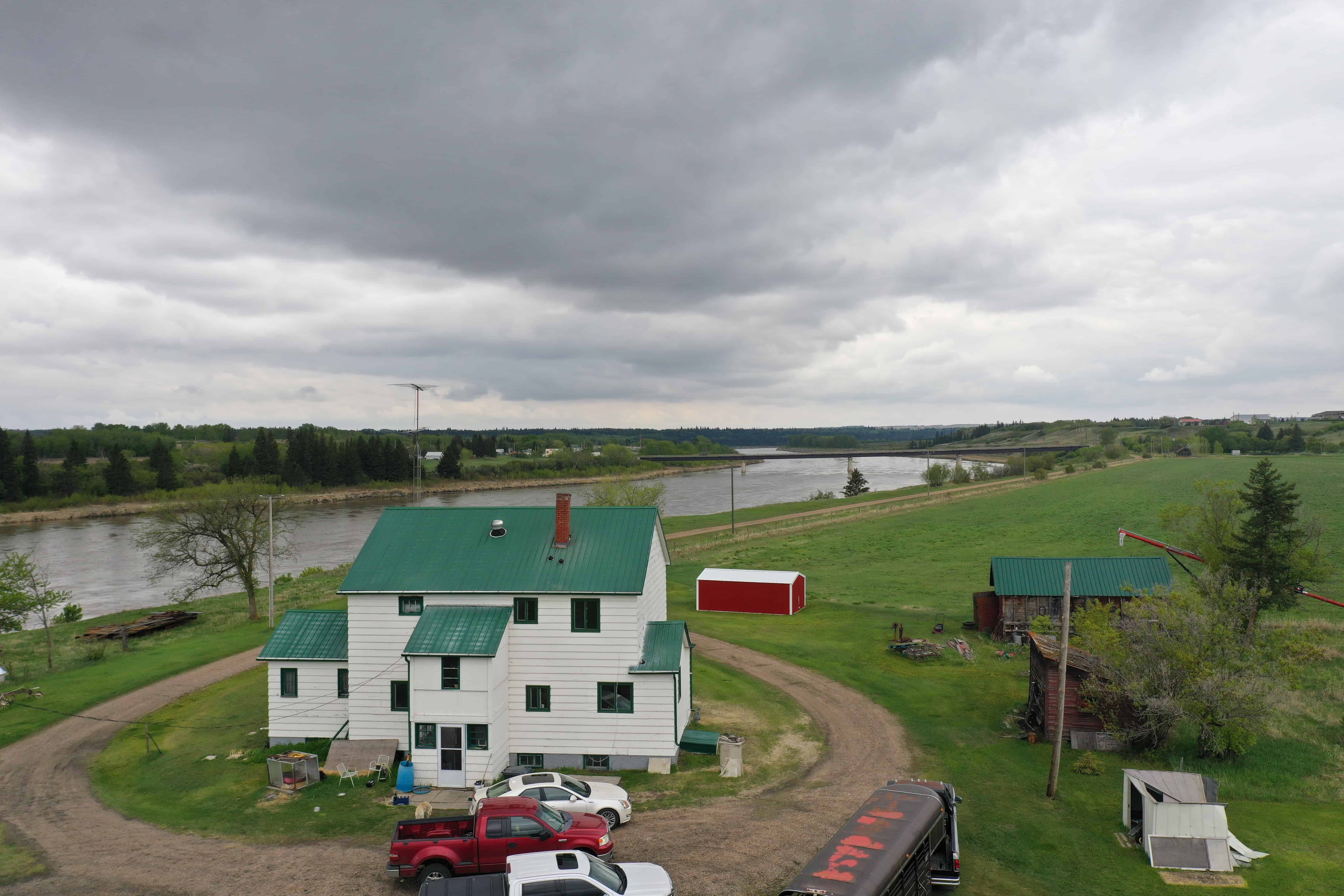 121048 Twp 555 Brosseau AB T0B 0P0