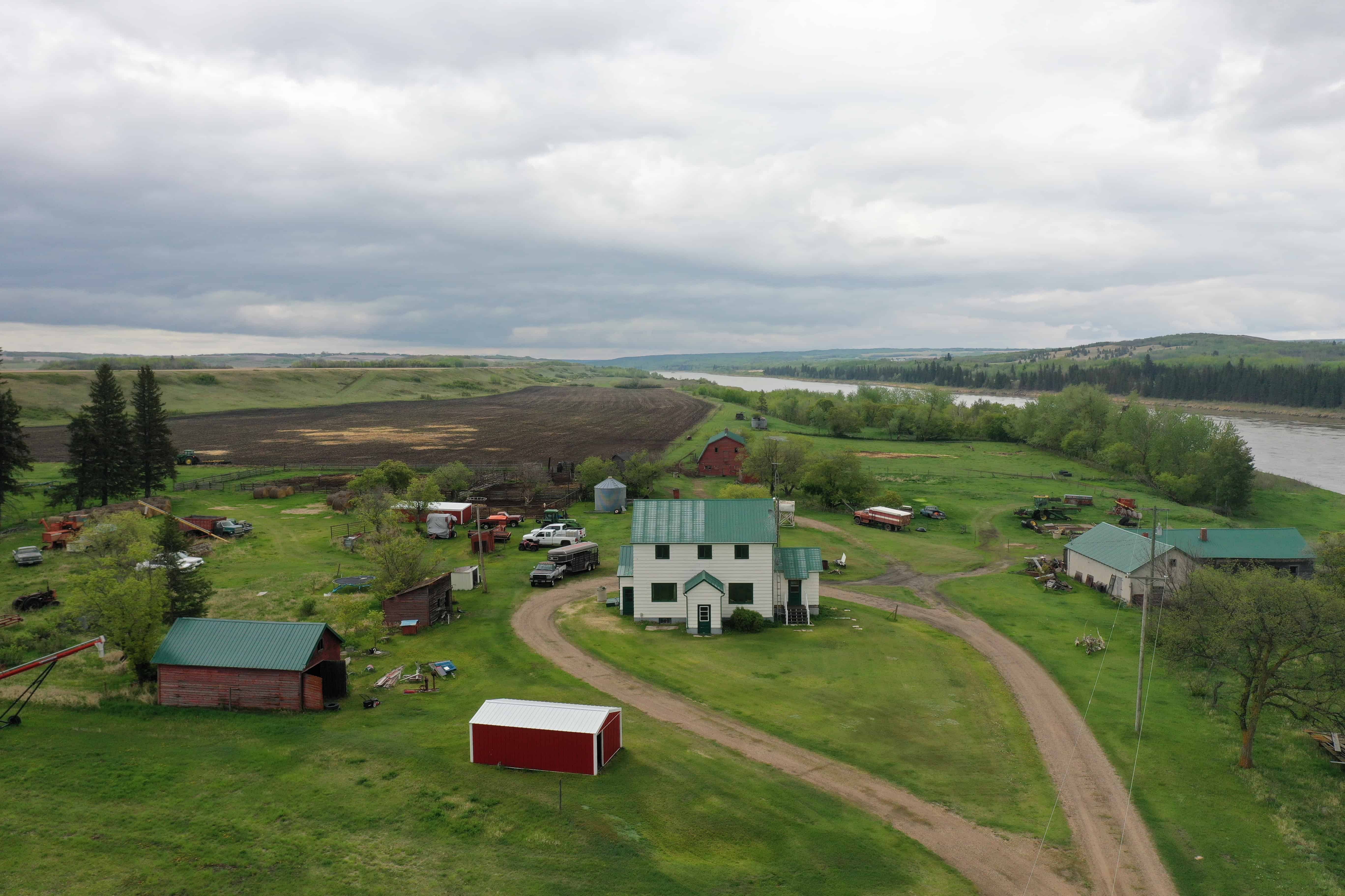 121048 Twp 555 Brosseau AB T0B 0P0