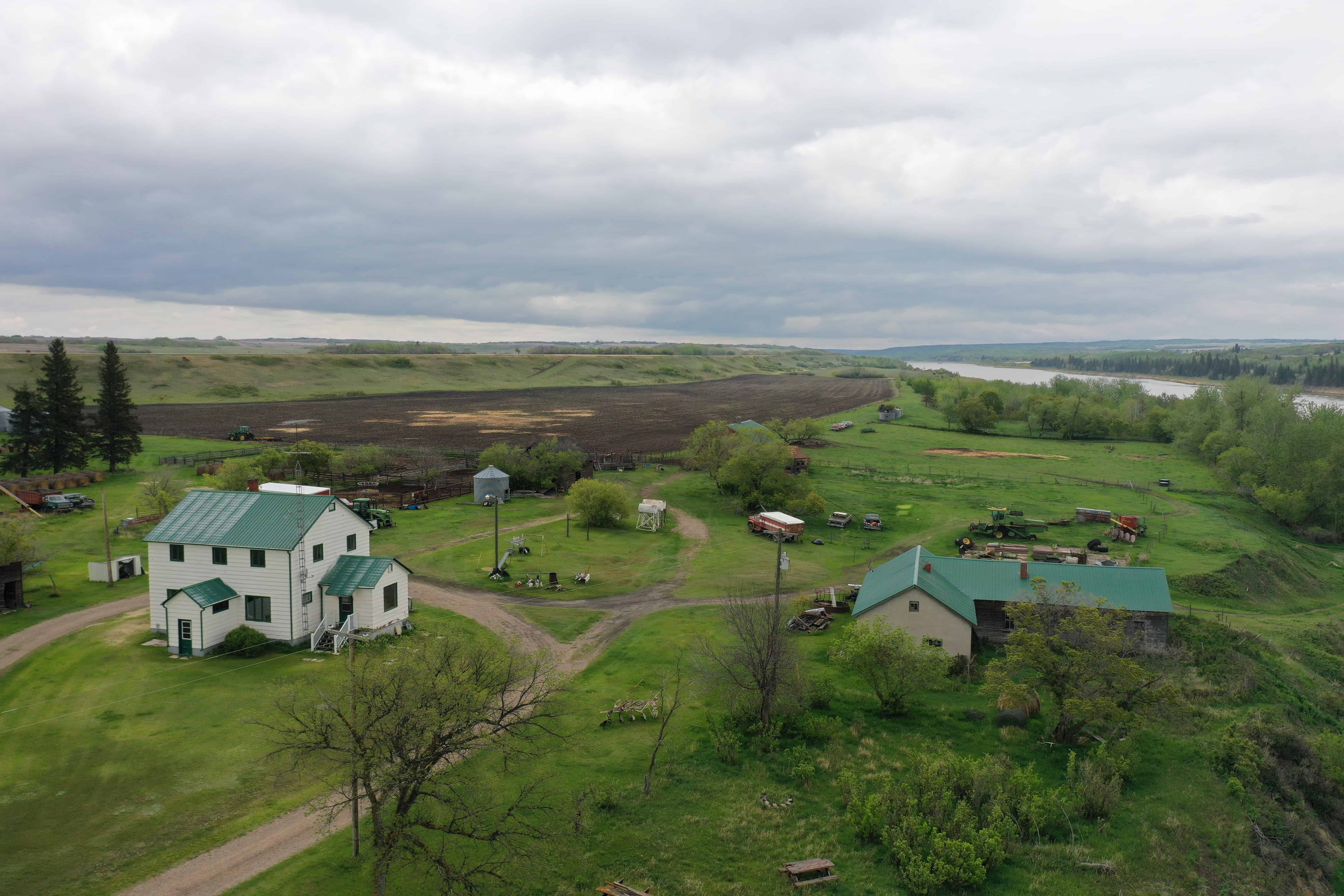 121048 Twp 555 Brosseau AB T0B 0P0