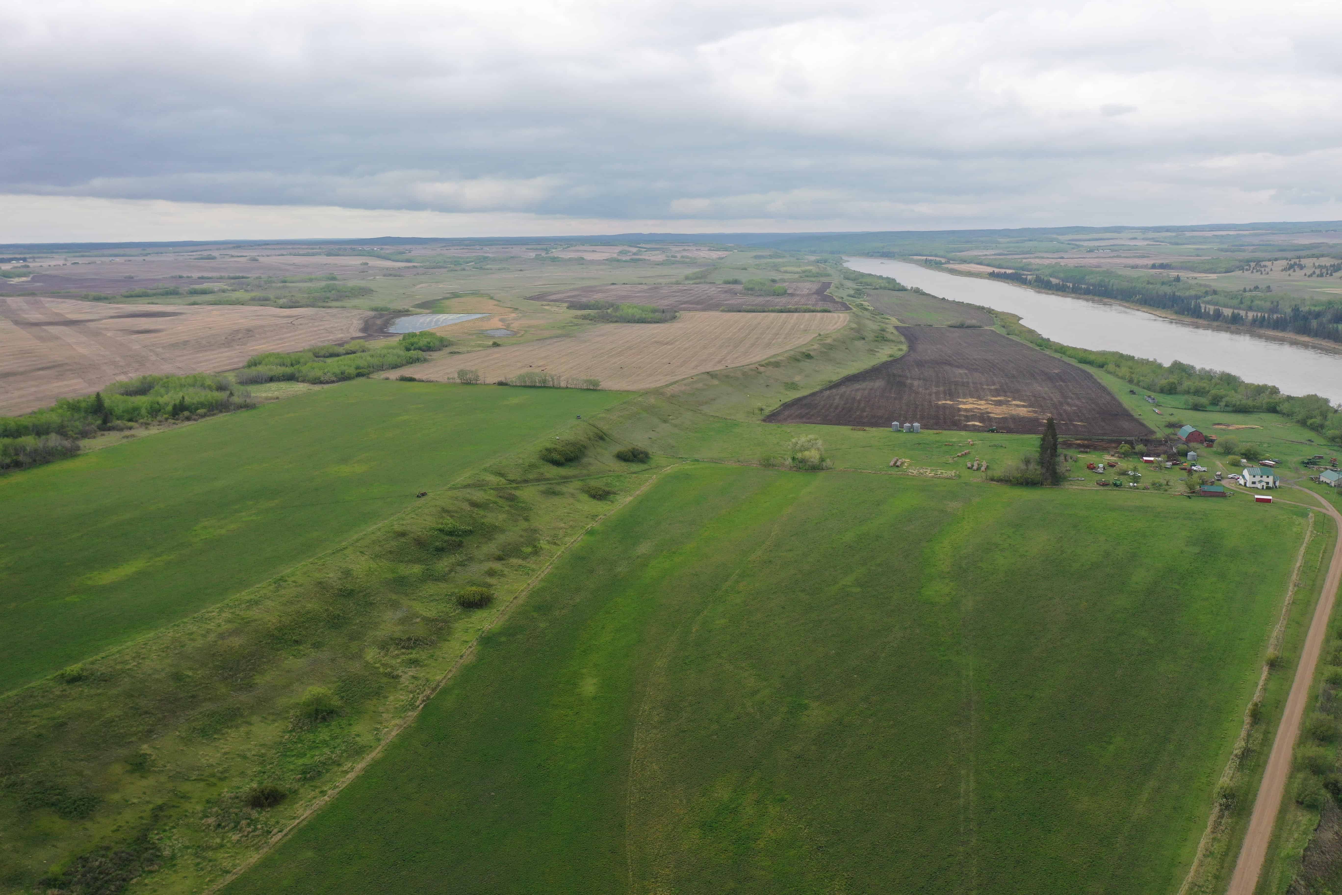 121048 Twp 555 Brosseau AB T0B 0P0